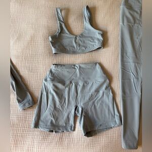 4 Piece - SET Active Platinum Sportbody Set